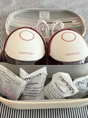 Momcozy M6 - Hands-free Slim Breast Pump